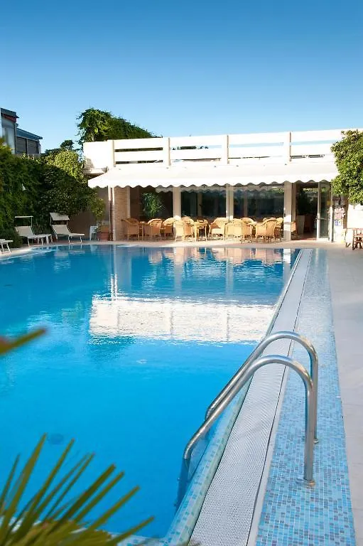 Hotel Derby Exclusive Milano Marittima 4*,  Italien