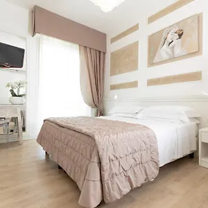 Hotel Alexander, Milano Marittima