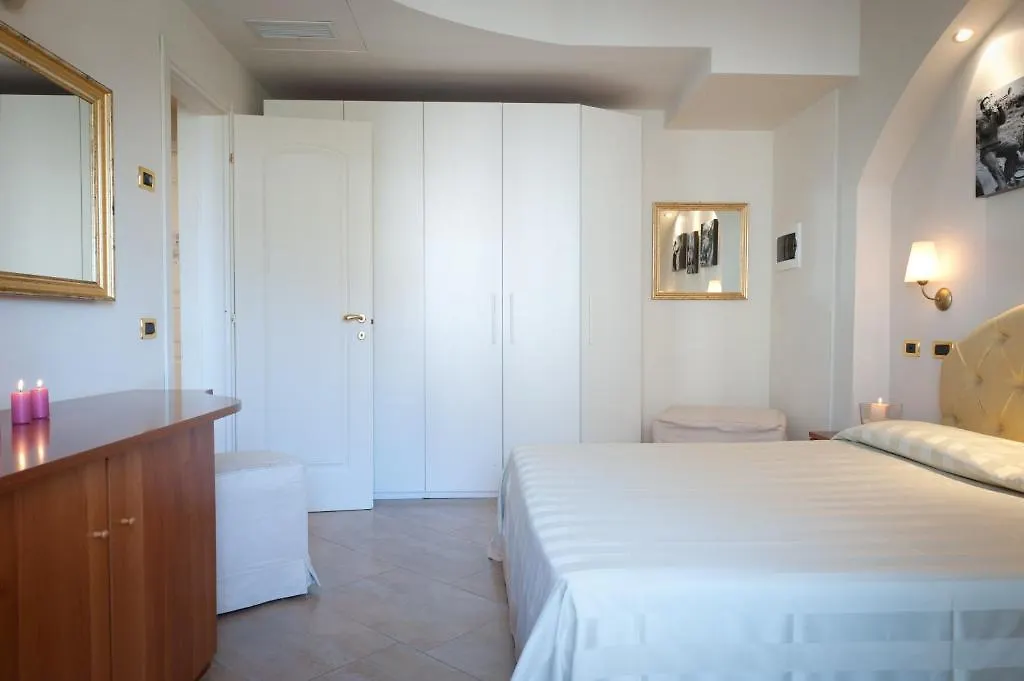 Hotel Derby Exclusive Milano Marittima 4*,